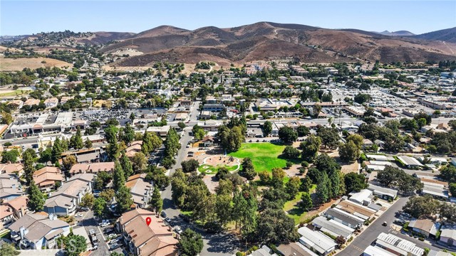 Detail Gallery Image 36 of 45 For 2426 Pleasant Way #E,  Thousand Oaks,  CA 91362 - 2 Beds | 1 Baths