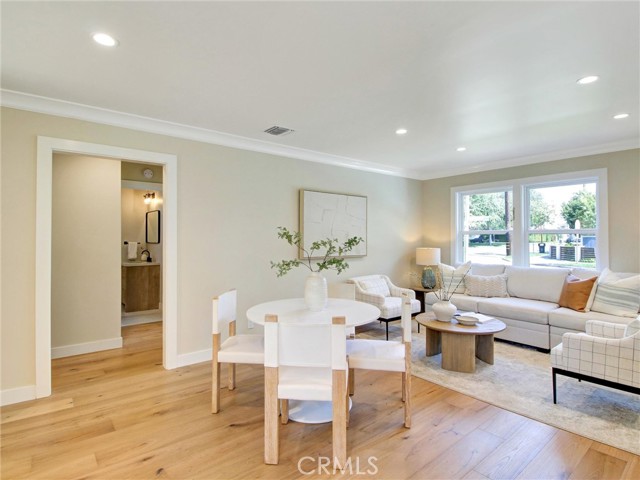 Detail Gallery Image 10 of 43 For 2171 Stearnlee, Long Beach,  CA 90815 - 4 Beds | 3 Baths