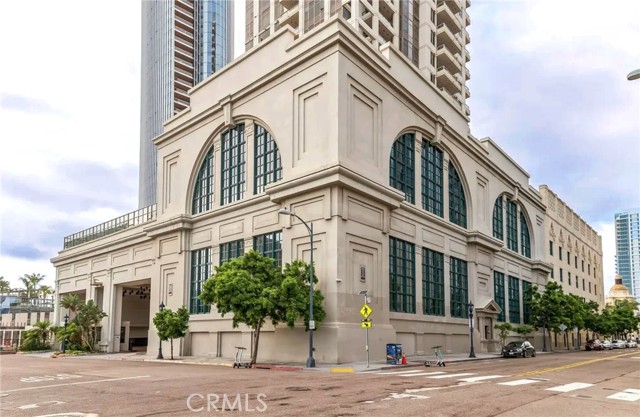 700 E Street, San Diego, California 92101, 1 Bedroom Bedrooms, ,2 BathroomsBathrooms,Residential,For Sale,E Street,OC24112082