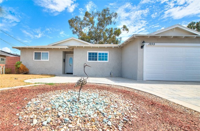 Image 2 for 1255 Jadestone Ln, Corona, CA 92882