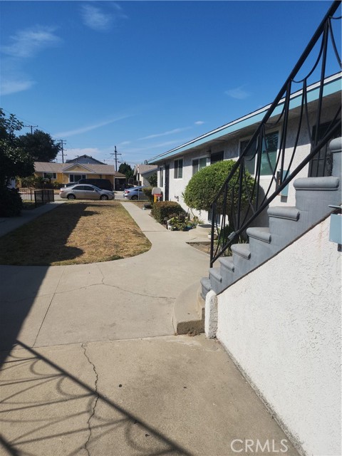 1346 W 163rd Street, Gardena CA: https://media.crmls.org/medias/d928090e-d7ca-4f13-bb2e-7fe0e387e323.jpg