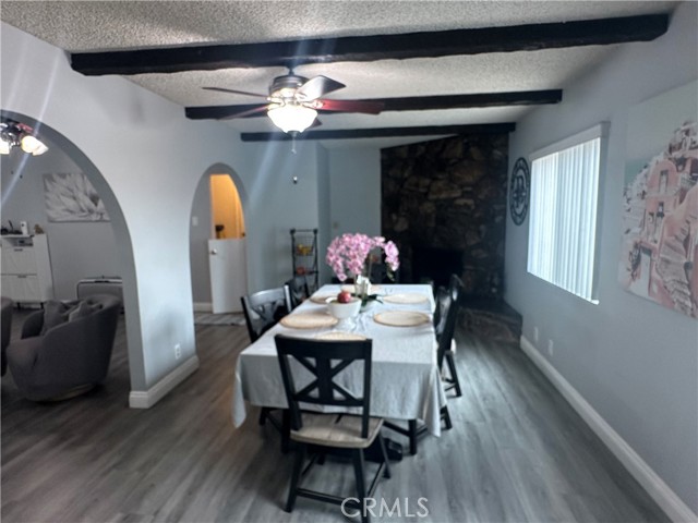 Detail Gallery Image 32 of 44 For 9943 Cedardale Dr, Santa Fe Springs,  CA 90670 - 6 Beds | 3 Baths