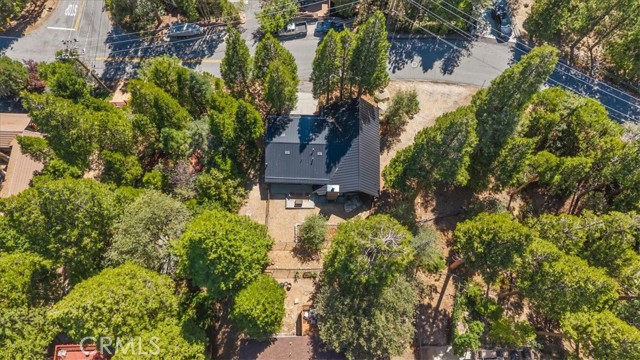610 Pioneer, Lake Arrowhead, CA 92352
