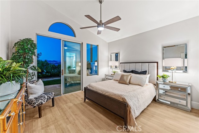 Image 15 of 38 For 911 Firefly  