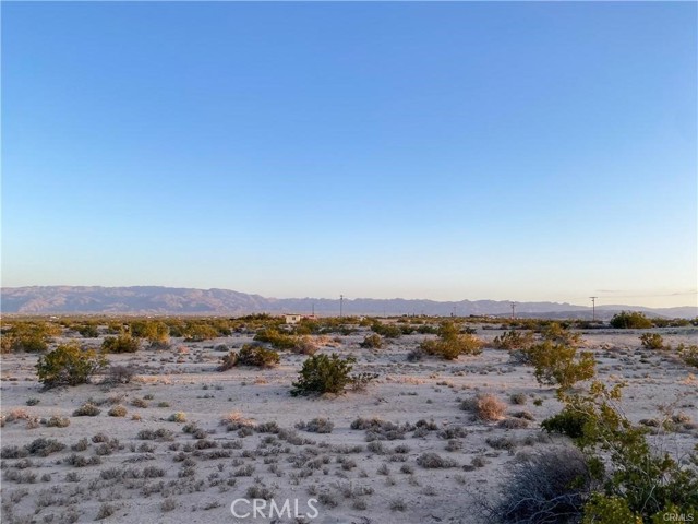 Detail Gallery Image 4 of 14 For 0 Pole Line Rd, Twentynine Palms,  CA 92277 - – Beds | – Baths