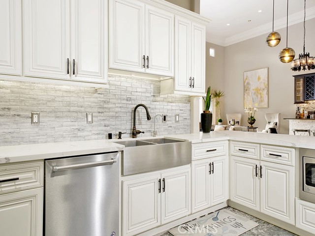 Detail Gallery Image 21 of 62 For 30732 Paseo Elegancia, San Juan Capistrano,  CA 92675 - 5 Beds | 5/1 Baths