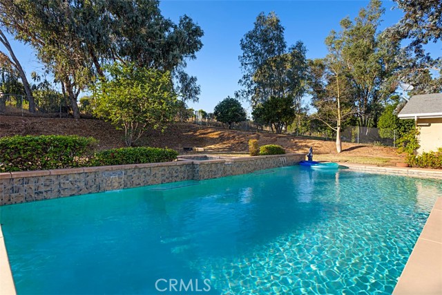 Detail Gallery Image 30 of 44 For 1551 Green Canyon Rd, Fallbrook,  CA 92028 - 6 Beds | 4 Baths