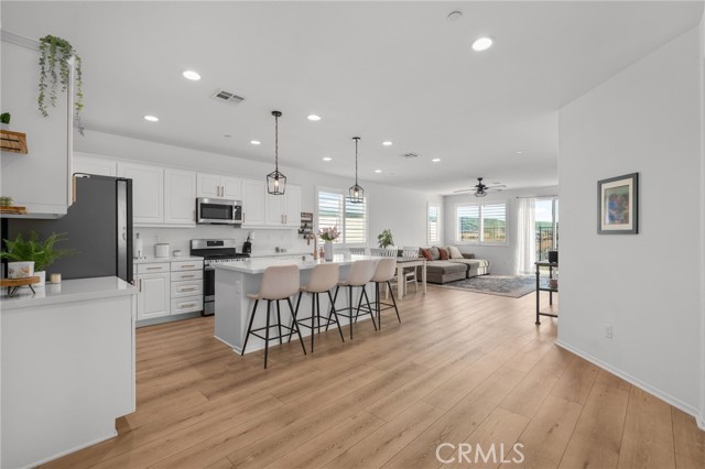 Detail Gallery Image 2 of 43 For 1592 Mercury, Banning,  CA 92220 - 3 Beds | 2 Baths