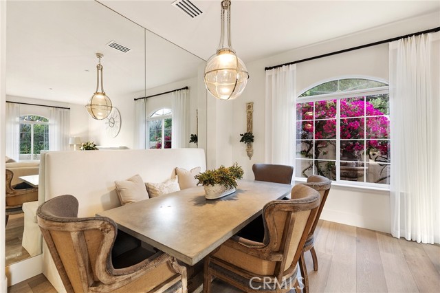2278 Lindsey Court, Fallbrook CA: https://media.crmls.org/medias/d92acdf7-8ed3-448e-b1a8-22f5a0de621c.jpg