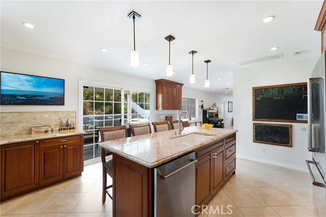 19622 Crestknoll Drive, Yorba Linda CA: https://media.crmls.org/medias/d92b1ff1-94ba-4fdd-9c44-3bf682755628.jpg