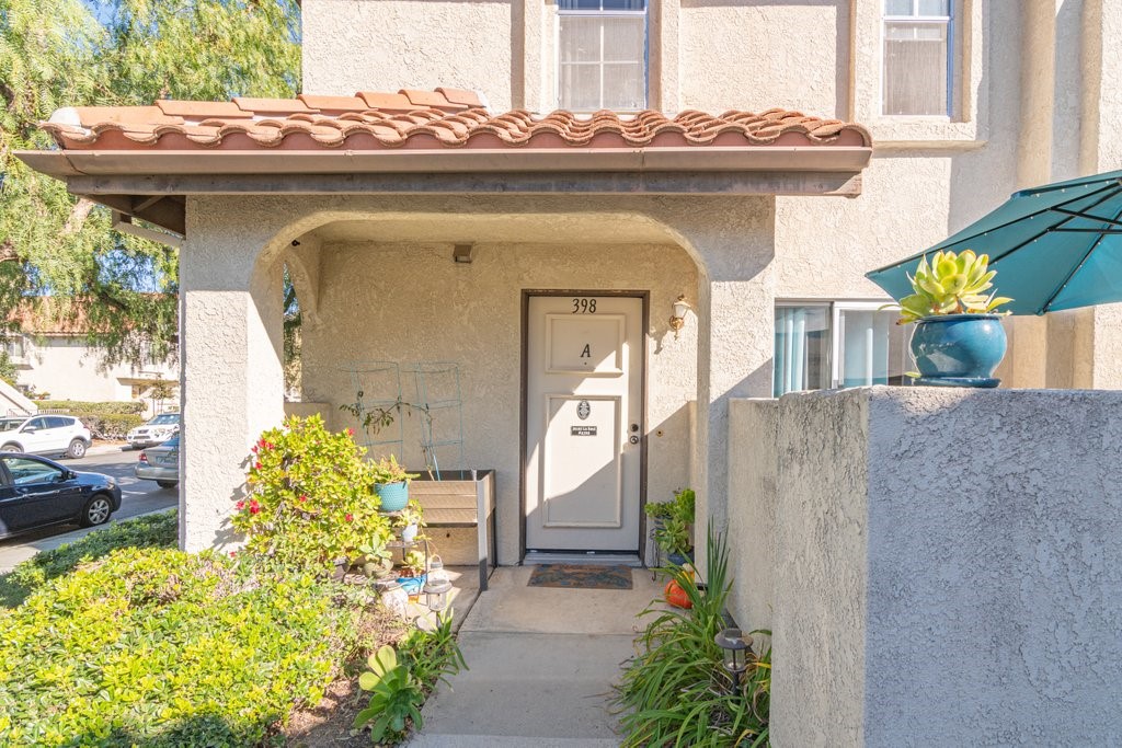 Detail Gallery Image 3 of 32 For 26162 La Real a,  Mission Viejo,  CA 92691 - 1 Beds | 1/1 Baths