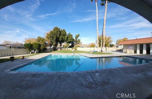 Detail Gallery Image 18 of 22 For 3524 E Ave R #109,  Palmdale,  CA 93550 - 4 Beds | 2 Baths