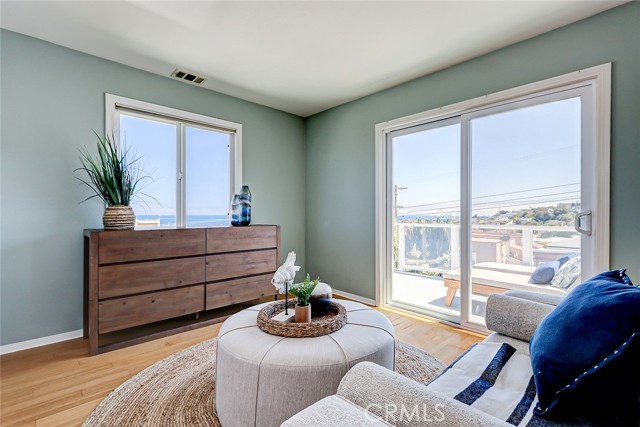 Detail Gallery Image 37 of 56 For 715 W 29th St, San Pedro,  CA 90731 - 3 Beds | 2/1 Baths