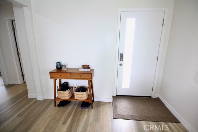 Detail Gallery Image 25 of 41 For 3305 W Thornton Ave, Anaheim,  CA 92804 - 3 Beds | 2 Baths