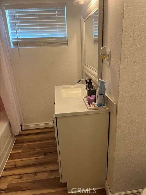 10457 50th Street, Jurupa Valley CA: https://media.crmls.org/medias/d92bc2b4-a596-4ede-9c72-0fe2b2e10887.jpg