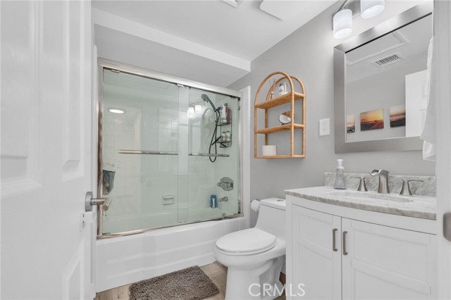 1801 W Chandeleur Drive, San Pedro CA: https://media.crmls.org/medias/d92c900b-4274-4be0-bcb5-260d27c4e9ff.jpg