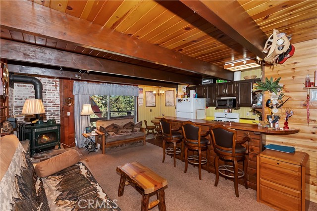 Detail Gallery Image 5 of 12 For 42955 Dogwood Dr, Big Bear Lake,  CA 92315 - 1 Beds | 1 Baths