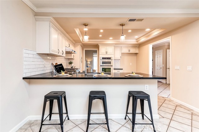 Detail Gallery Image 13 of 43 For 607 Murfield Ct, Fullerton,  CA 92835 - 3 Beds | 2/1 Baths