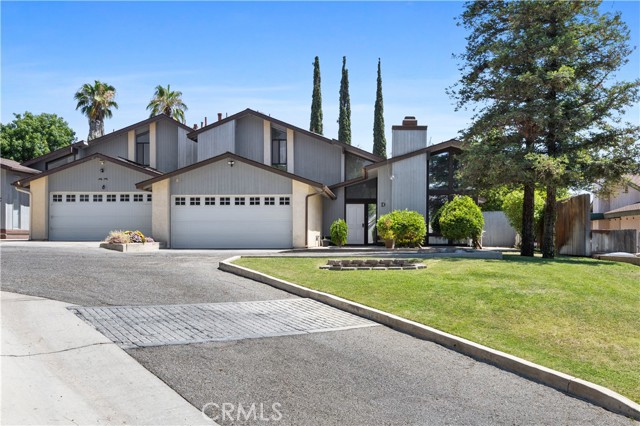 Detail Gallery Image 2 of 27 For 3319 Maywood Dr #1,  Bakersfield,  CA 93306 - 3 Beds | 2 Baths