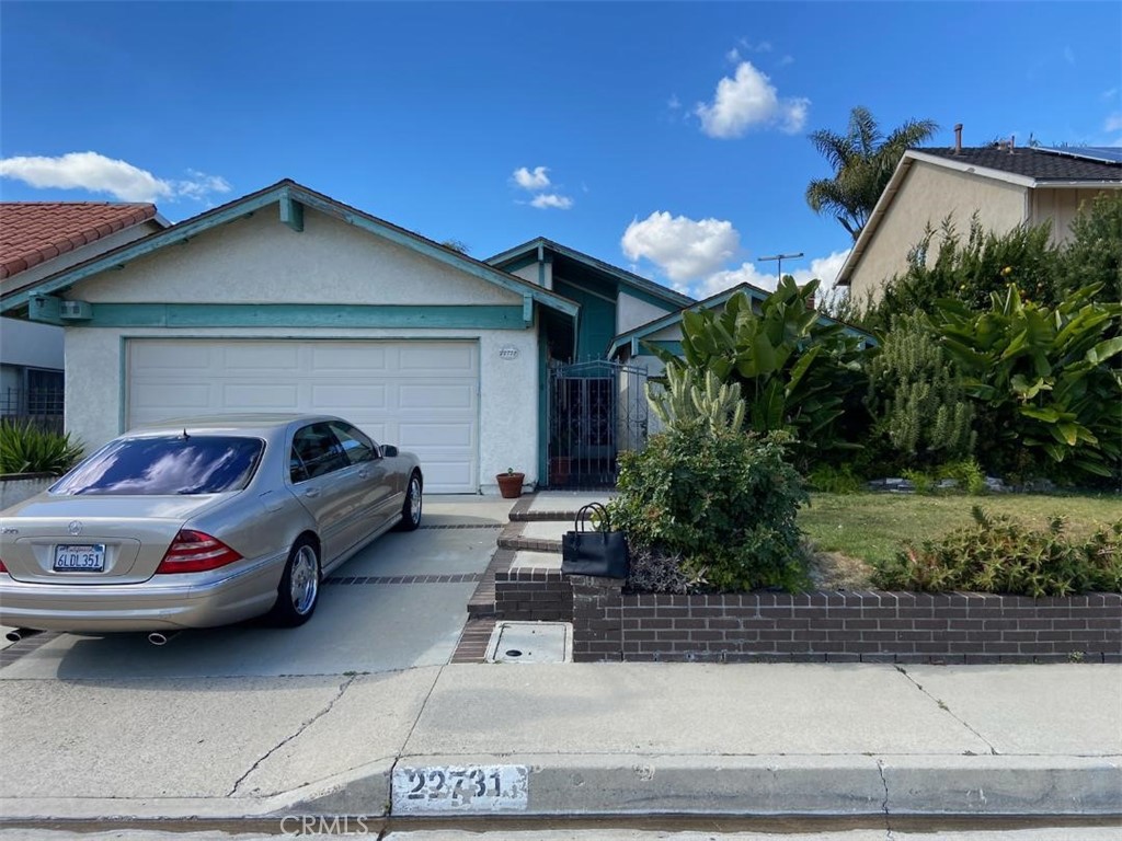 22731 La Vina Drive, Mission Viejo, CA 92691