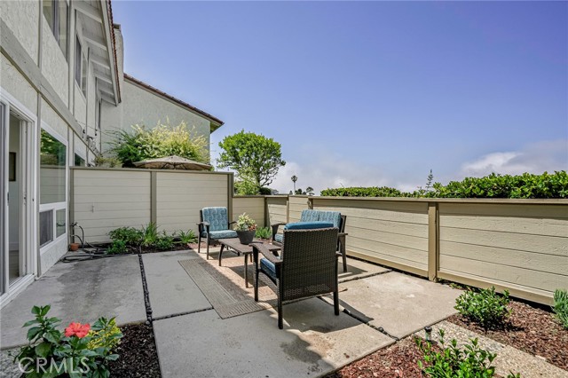 54 Cresta Verde Drive, Rolling Hills Estates CA: https://media.crmls.org/medias/d92ebae6-0b94-46f4-9574-5ac9e6e8f5d0.jpg