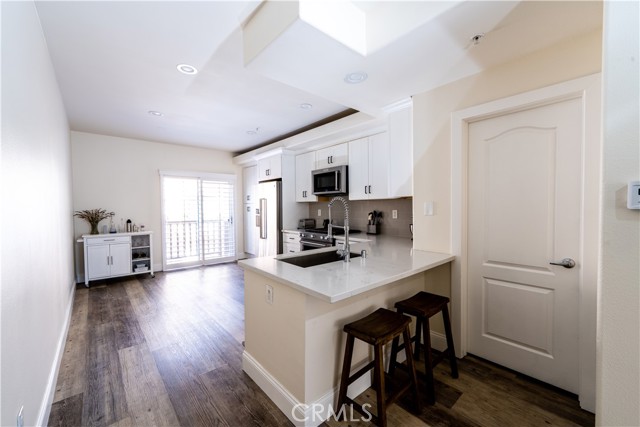 Detail Gallery Image 2 of 22 For 99 Montana Del Lago, Rancho Santa Margarita,  CA 92688 - 2 Beds | 2/1 Baths