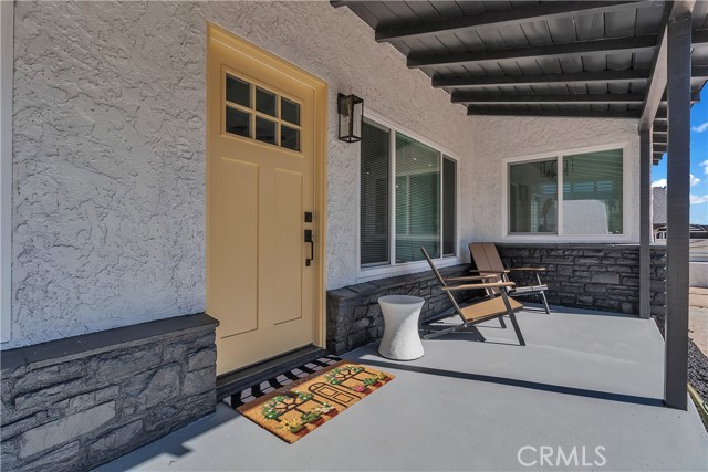 Detail Gallery Image 11 of 46 For 15030 Marcolesco, Lake Elsinore,  CA 92530 - 3 Beds | 3 Baths