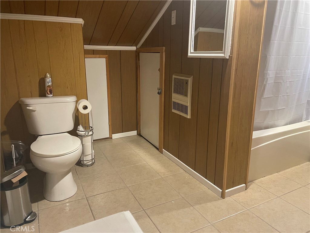 https://media.crmls.org/medias/d9340674-7ab5-4935-878a-3dcd580dae8e.jpg?preset=X-Large