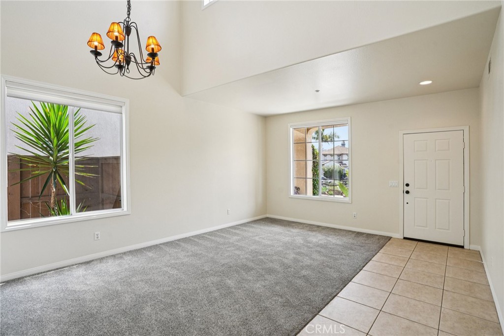 MLS #OC25182457 img 3