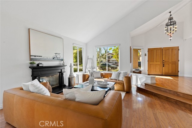 12026 Haven Crest Street, Moorpark CA: https://media.crmls.org/medias/d9343971-7568-464c-ae18-86536dca1764.jpg