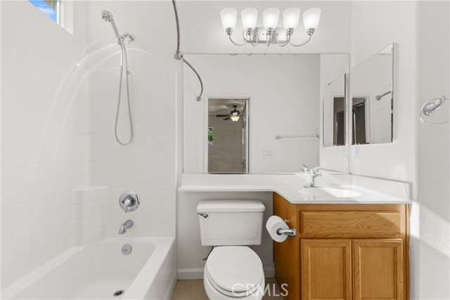 Detail Gallery Image 19 of 49 For 24639 Hatton Ln, Corona,  CA 92883 - 2 Beds | 2 Baths