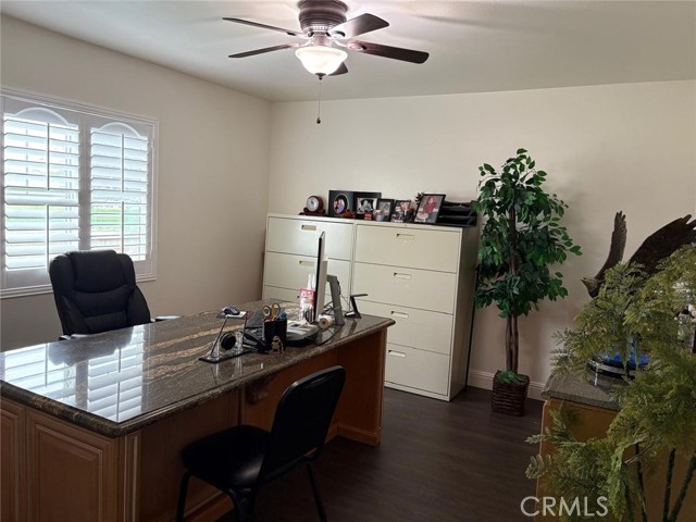 Detail Gallery Image 21 of 36 For 6111 Peregrine Dr, Jurupa Valley,  CA 91752 - 7 Beds | 4/1 Baths