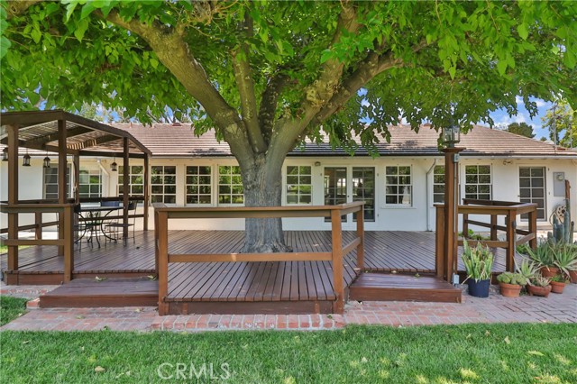 Detail Gallery Image 34 of 38 For 8944 Amestoy Ave, –,  CA 91324 - 3 Beds | 2 Baths