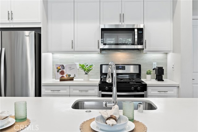Detail Gallery Image 3 of 72 For 210 Alienta Ln, Rancho Mission Viejo,  CA 92694 - 2 Beds | 2/1 Baths