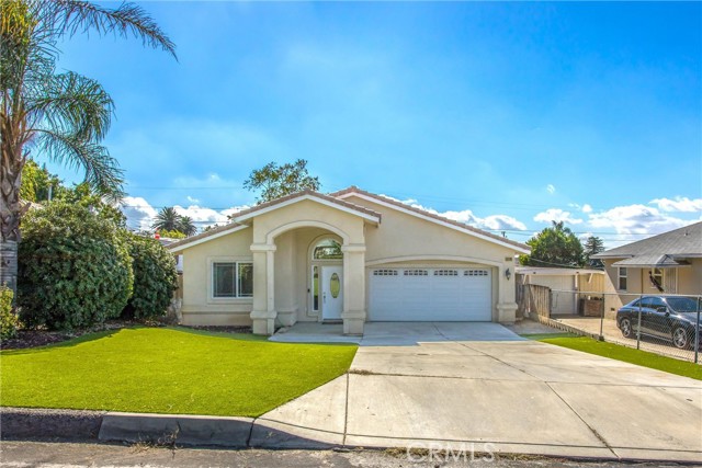 Detail Gallery Image 4 of 33 For 35265 Avenue C, Yucaipa,  CA 92399 - 3 Beds | 2 Baths