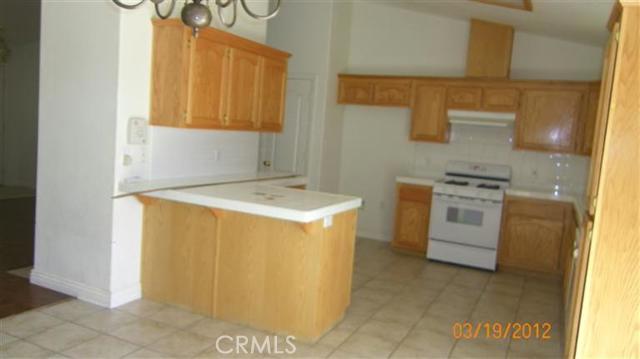 11114 AROYO Avenue, Hesperia CA: https://media.crmls.org/medias/d9373ed1-868f-4fca-a288-46573a32a807.jpg