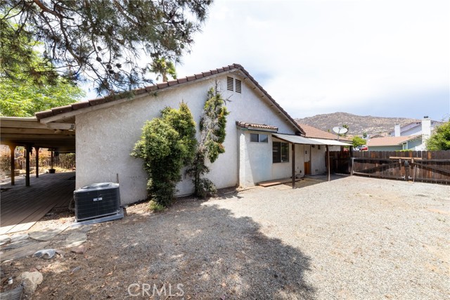 Detail Gallery Image 20 of 21 For 22445 Kinross Ln, Moreno Valley,  CA 92557 - 3 Beds | 2 Baths