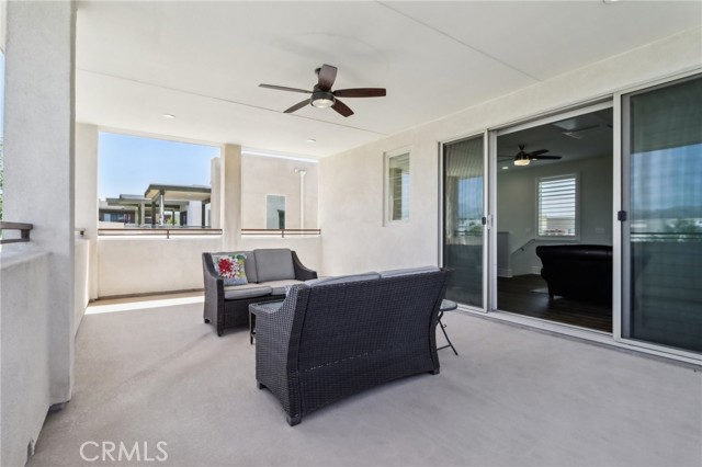 Detail Gallery Image 30 of 44 For 132 Interval, Irvine,  CA 92618 - 3 Beds | 2/2 Baths