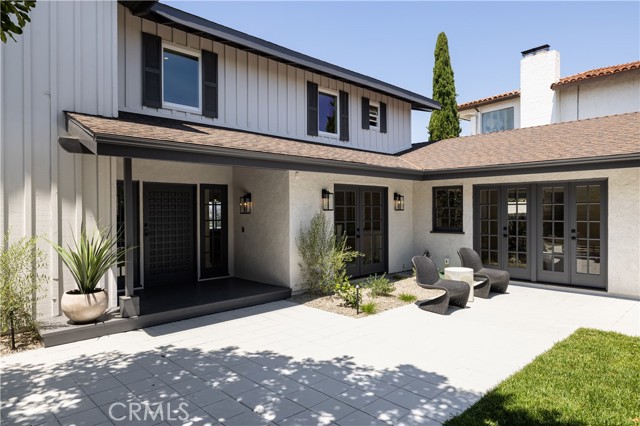 303 E Avenida Cordoba, San Clemente CA: https://media.crmls.org/medias/d938a6e2-9654-4125-af77-c552db7b6a03.jpg
