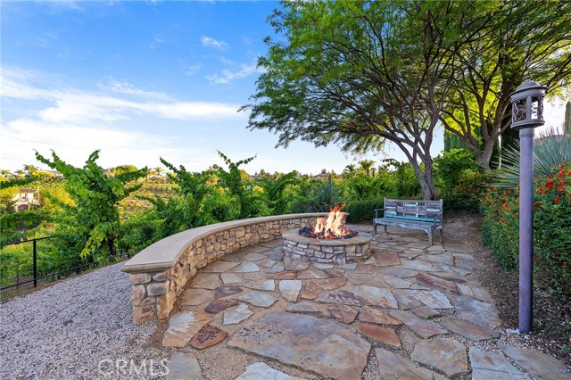 33260 Susan Grace Court, Temecula CA: https://media.crmls.org/medias/d939e6c9-d23b-49d2-9fb7-d444dcff2211.jpg