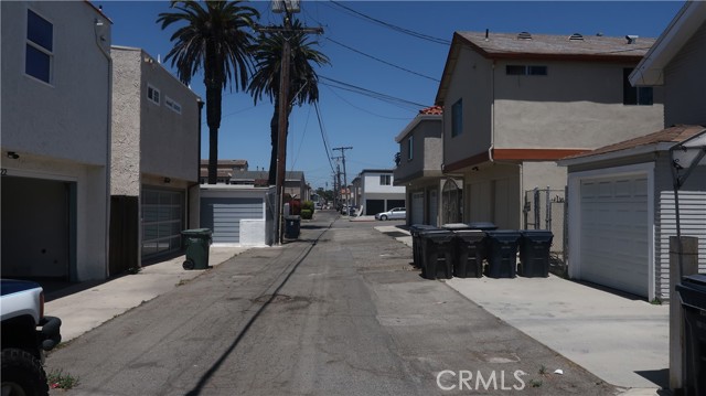 Detail Gallery Image 42 of 50 For 322 12th St, Huntington Beach,  CA 92648 - 3 Beds | 2/1 Baths