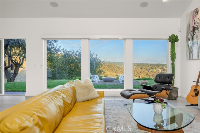 Detail Gallery Image 8 of 55 For 2630 San Angelo Dr, Claremont,  CA 91711 - 4 Beds | 3/1 Baths