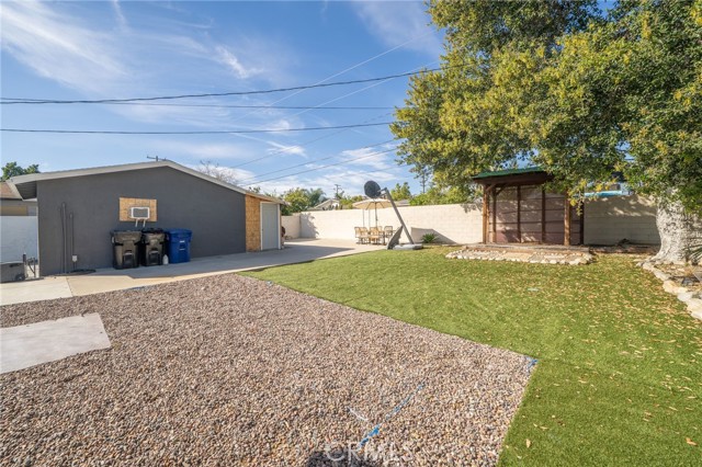 Detail Gallery Image 30 of 41 For 943 E Yale St, Ontario,  CA 91764 - 4 Beds | 2 Baths