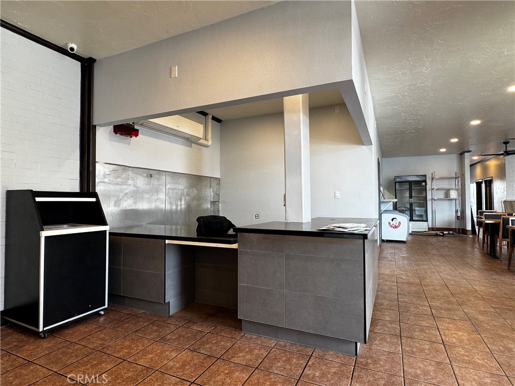 MLS #OC25216440 image #5