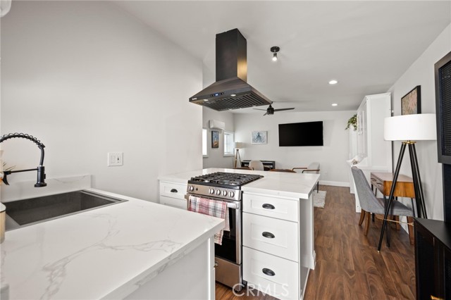 Detail Gallery Image 26 of 49 For 3345 Oakhurst Ave, Los Angeles,  CA 90034 - 3 Beds | 3 Baths