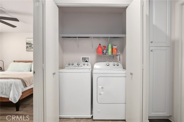 Detail Gallery Image 21 of 28 For 14104 W Birch Ln, Van Nuys,  CA 91405 - 3 Beds | 3 Baths