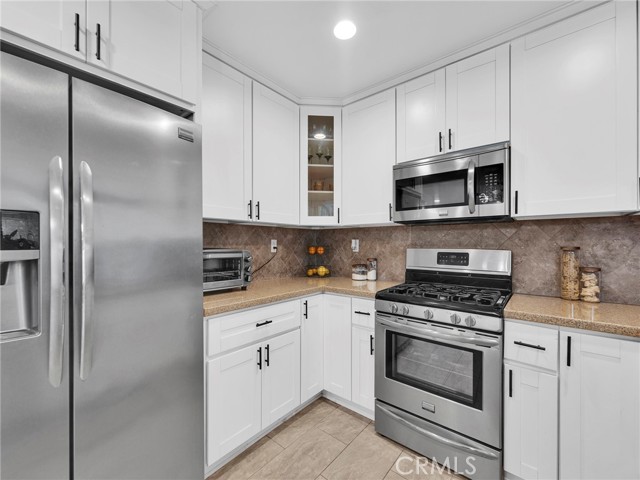 18622 Brasilia Drive, Porter Ranch CA: https://media.crmls.org/medias/d93ea097-0ec9-4b58-8a76-0135f8fe2bb9.jpg