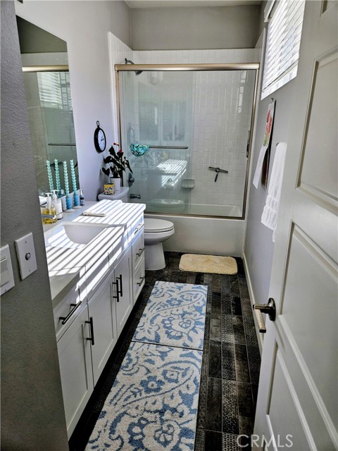 Detail Gallery Image 5 of 9 For 1125 S Cleveland St #102,  Oceanside,  CA 92054 - 2 Beds | 2/1 Baths