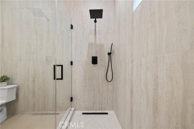 Detail Gallery Image 43 of 52 For 17446 Hatteras St, Encino,  CA 91316 - 4 Beds | 3/1 Baths