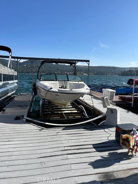 1019 Pintail Circle, Lake Arrowhead CA: https://media.crmls.org/medias/d940a0a9-d605-4b40-8962-3ab5e167966e.jpg